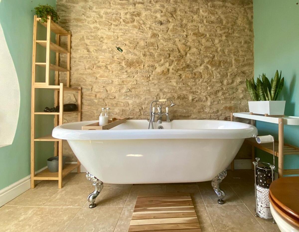The Explorers Rest - Cottage - Frome Buckland Dinham ภายนอก รูปภาพ